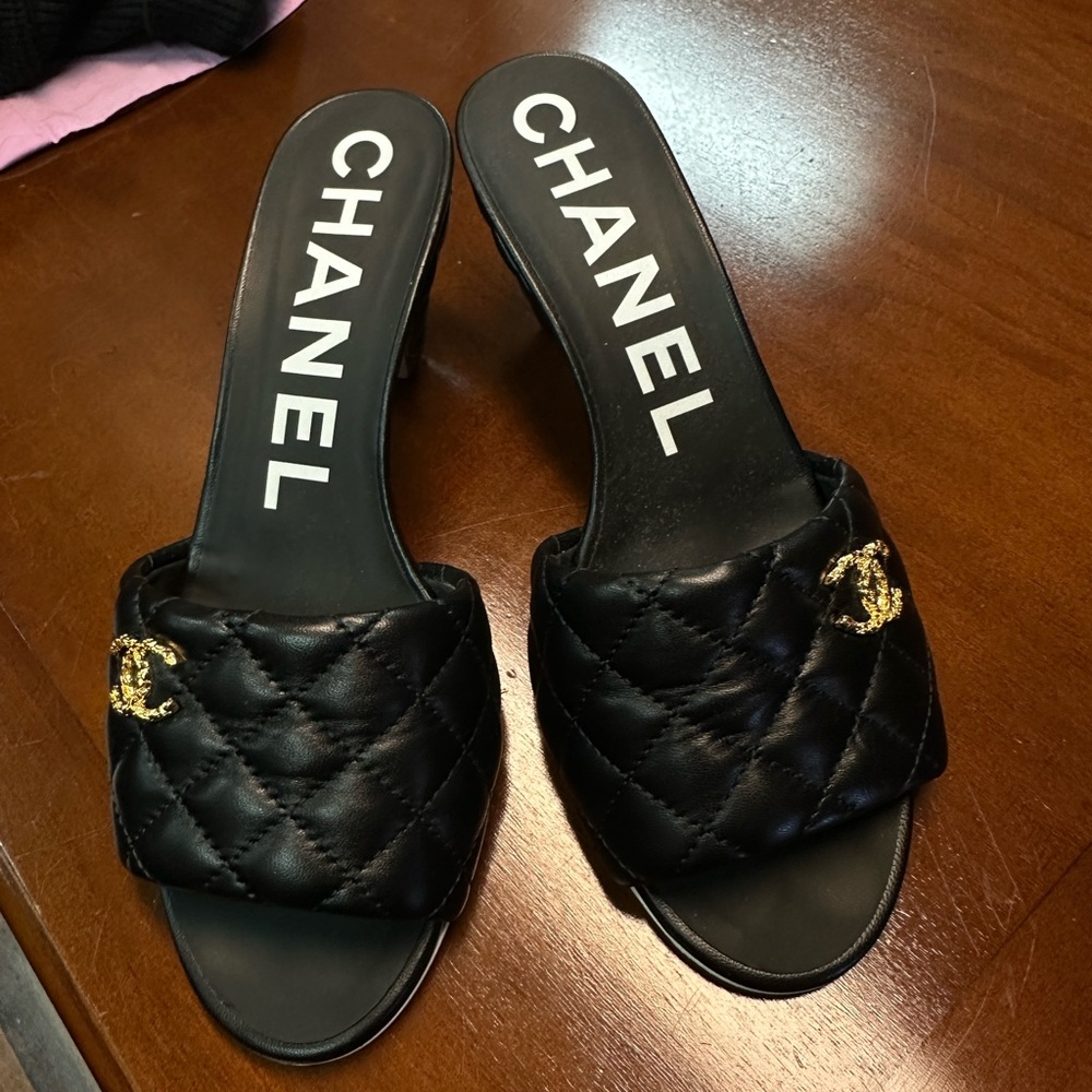 Chanel quilted, Boop mule sandals CC LOGO